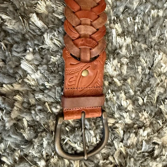 Beautifully multi brown braided soft leather belt - Picture 2 of 5